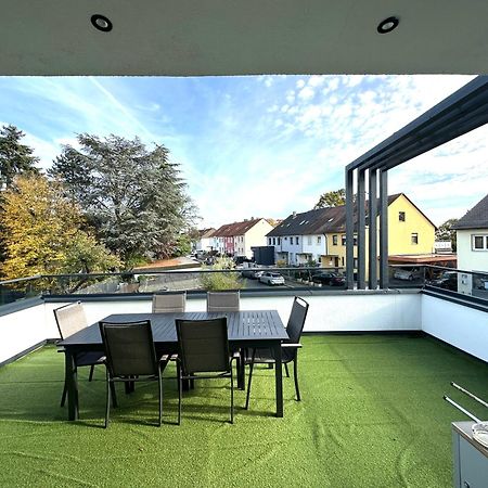 Day Young Life 1 Or 2 Aparts Nuremberga Exterior foto